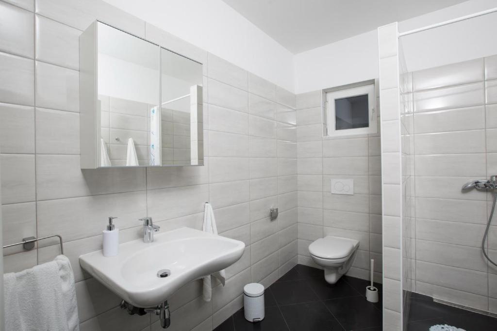 Apartmani Ve-Ro 1 โอปาติยา ภายนอก รูปภาพ